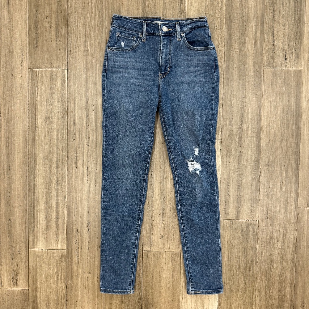 Levi’s 721 High Rise Skinny Jeans